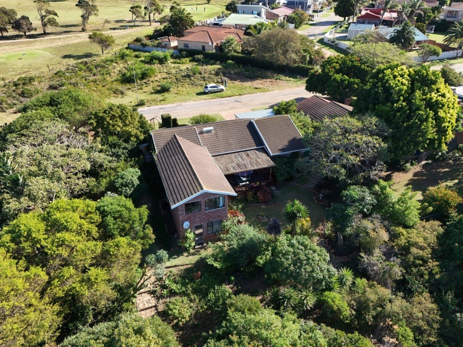 4 Bedroom Property for Sale in Noorsekloof Eastern Cape